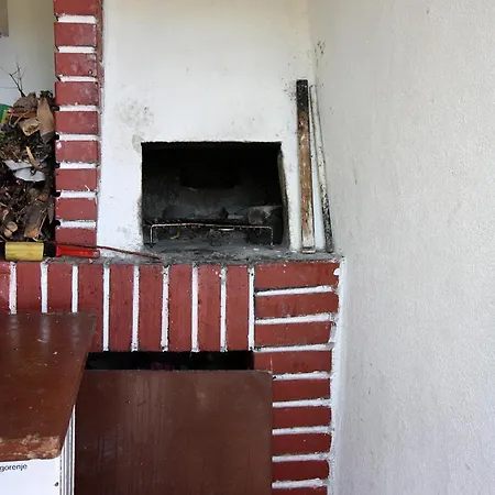 Lägenhet Family Friendly Seaside Arbanija, Ciovo - 5220