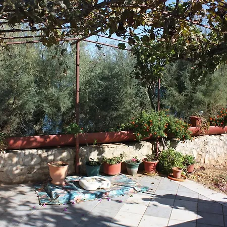 Family Friendly Seaside Arbanija, Ciovo - 5220 * Trogir