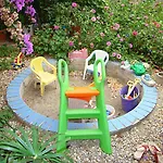 Family Friendly Seaside Arbanija, Ciovo - 5220 Apartamento